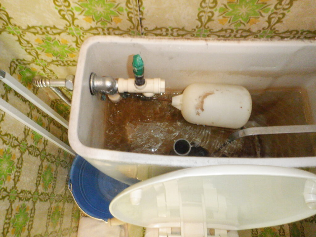 ｼﾞｬﾆｽ　ﾄｲﾚﾀﾝｸ　T140LD　水漏れ修理方法（ﾎﾞｰﾙﾀｯﾌﾟ・ﾌﾛｰﾄｺﾞﾑ・密結ﾊﾟｯｷﾝ交換）