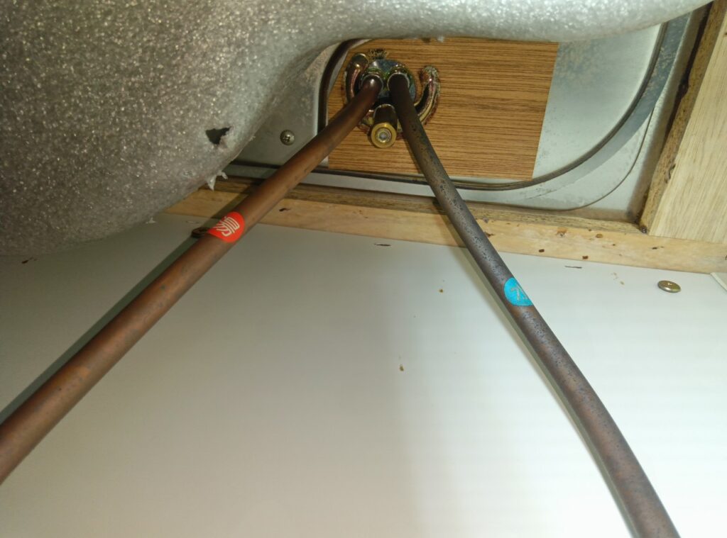 MYM 台付シングルレバー水栓 FM238-003
※システムキッチン クリナップ社製