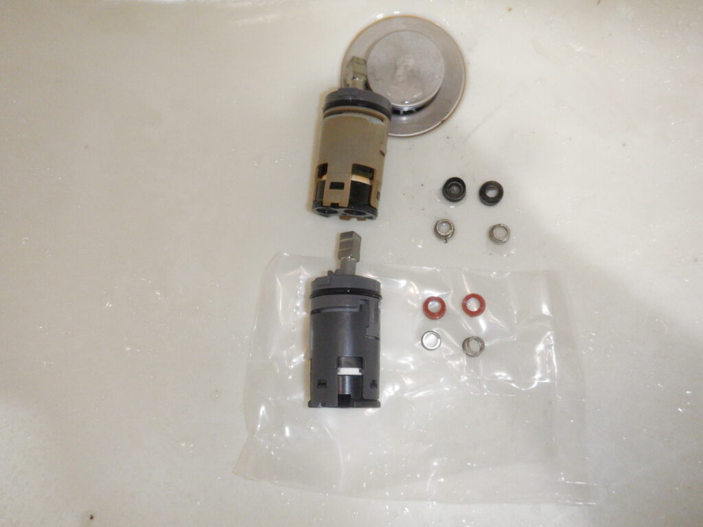 ﾔﾏﾊ洗面台水栓　TL380V5　水漏れ修理方法（ｶｰﾄﾘｯｼﾞ交換手順）※TOTO　TLW36Sも同様