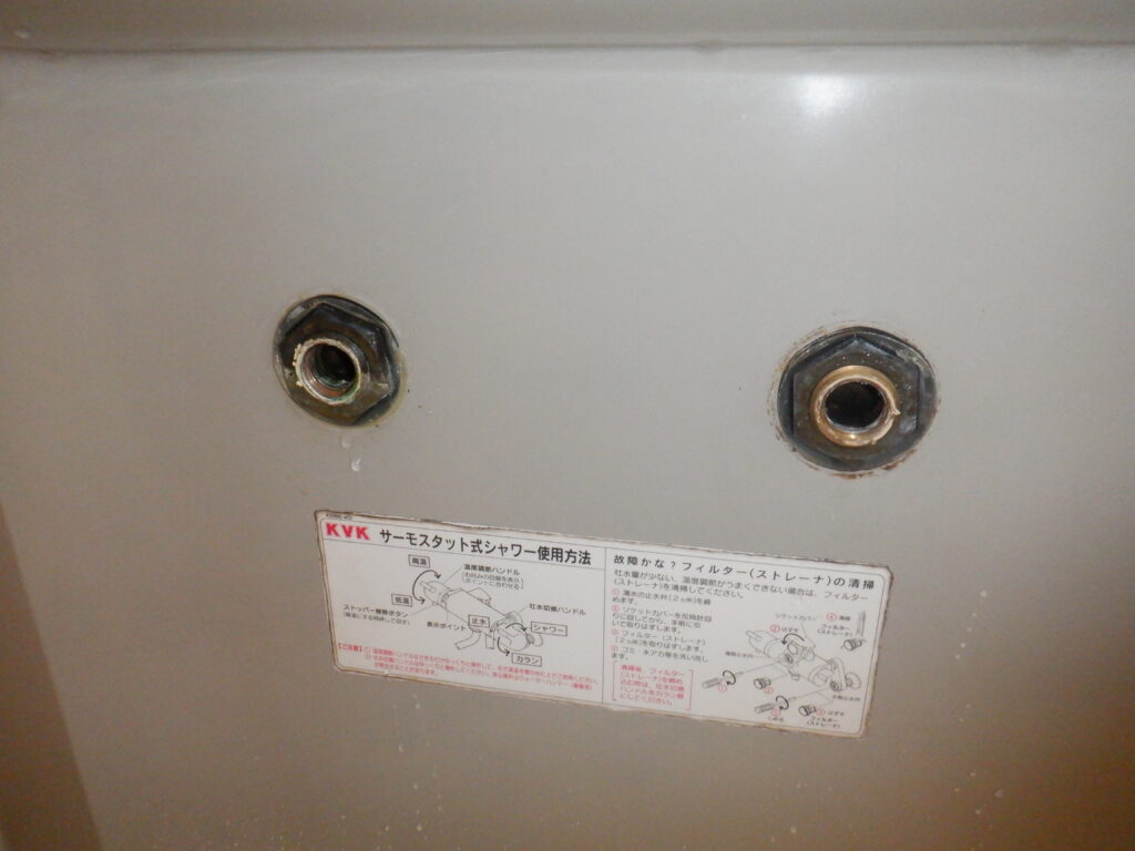 KVK KF180 浴室 壁付ｻｰﾓｽﾀｯﾄ・ｼｬﾜｰ水栓 (ﾔﾏﾊ ｼｽﾃﾑﾊﾞｽ仕様） 水が止まらない・温度調節が出来ない → 水栓本体交換方法  | あなたにも出来るかも？水道修理のブログ