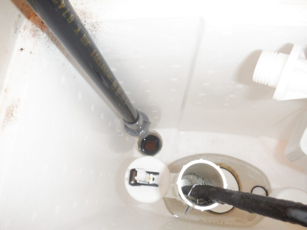ｱｻﾋ衛陶　ｴﾃﾞｨ566　TRA33856　ﾄｲﾚﾛｰﾀﾝｸ水漏れ修理方法　ﾎﾞｰﾙﾀｯﾌﾟ(ﾌｨﾙﾊﾞﾙﾌﾞ）交換手順