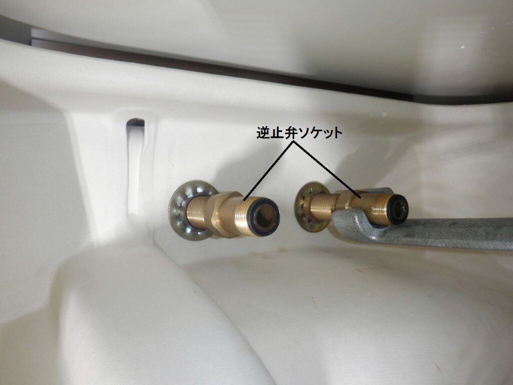 MYM　FM728M　洗面台付ｼﾝｸﾞﾙﾚﾊﾞｰ水栓　　水栓本体交換方法　
