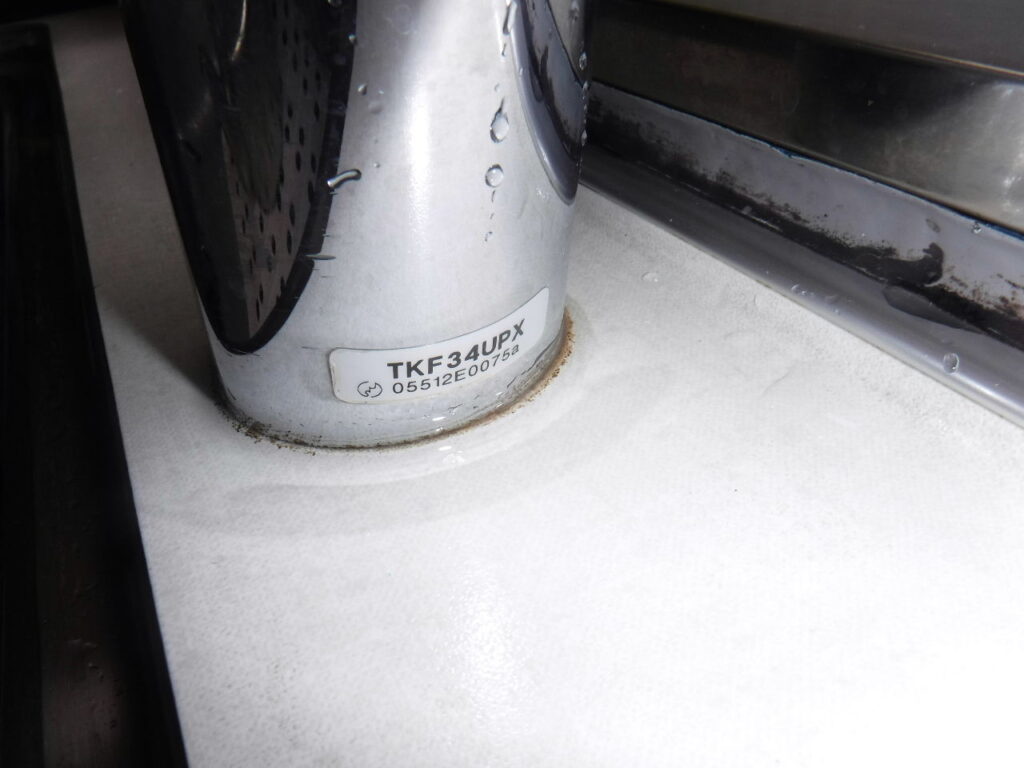 TOTO　TKF34UPX　ｷｯﾁﾝ台付ｼﾝｸﾞﾙﾚﾊﾞｰ混合水栓＜水が止まらない＞