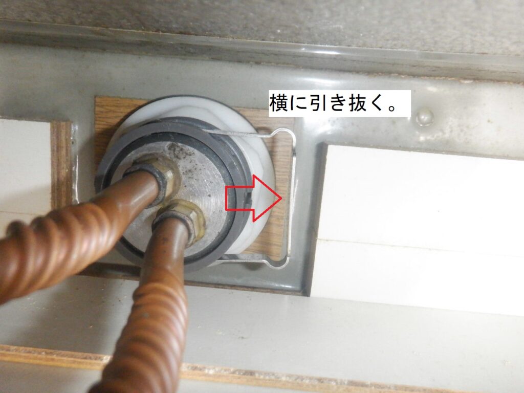 パナソニック(松下電工) 32SK(ワンタッチ水栓)
取り外し方