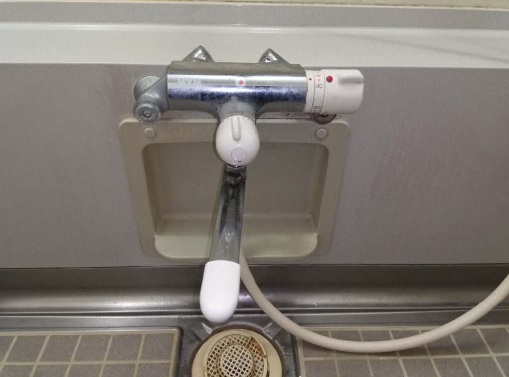 MYＭ　壁付ｻｰﾓｽﾀｯﾄ式ｼｬﾜｰ水栓　MS3500（1995-2003年）

ﾀｶﾗｽﾀﾝﾀﾞｰﾄﾞ　ﾕﾆｯﾄﾊﾞｽ用　OEM品