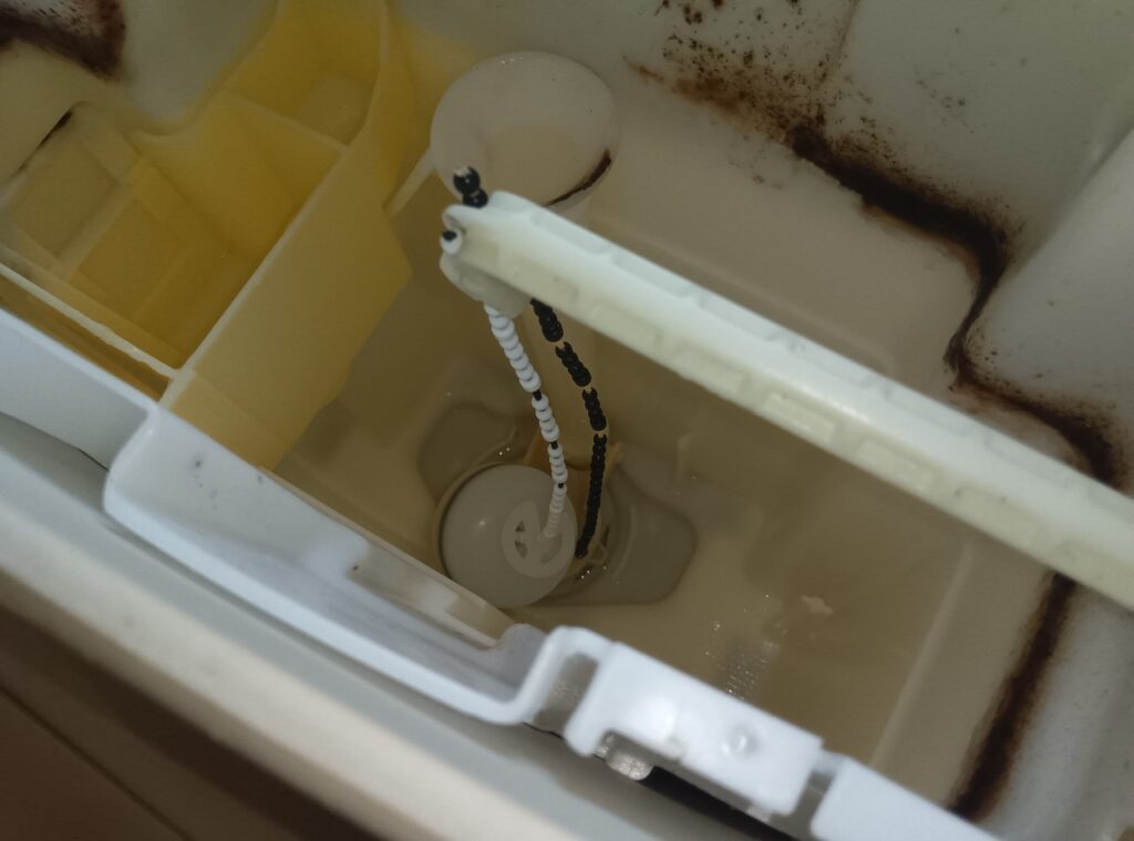 LIXIL　（Y)DT-ZA180H（ZA150H)【ﾎﾞｰﾙﾀｯﾌﾟ･ﾌﾗｯﾊﾟｰ弁交換方法】　ﾄｲﾚﾛｰﾀﾝｸ＜水が止まらない。流せない＞修理方法