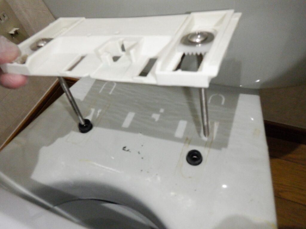 CW-K41の取り外し手順