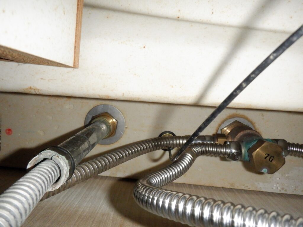 INAX　洗面ｻｰﾓｽﾀｯﾄ付洗髪ｼｬﾜｰ水栓　SF-31T（1991-2000年）