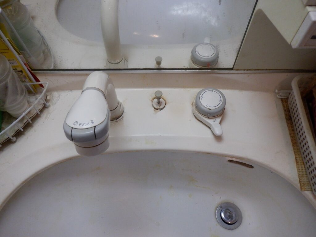 INAX　洗面ｻｰﾓｽﾀｯﾄ付洗髪ｼｬﾜｰ水栓　SF-31T（1991-2000年）