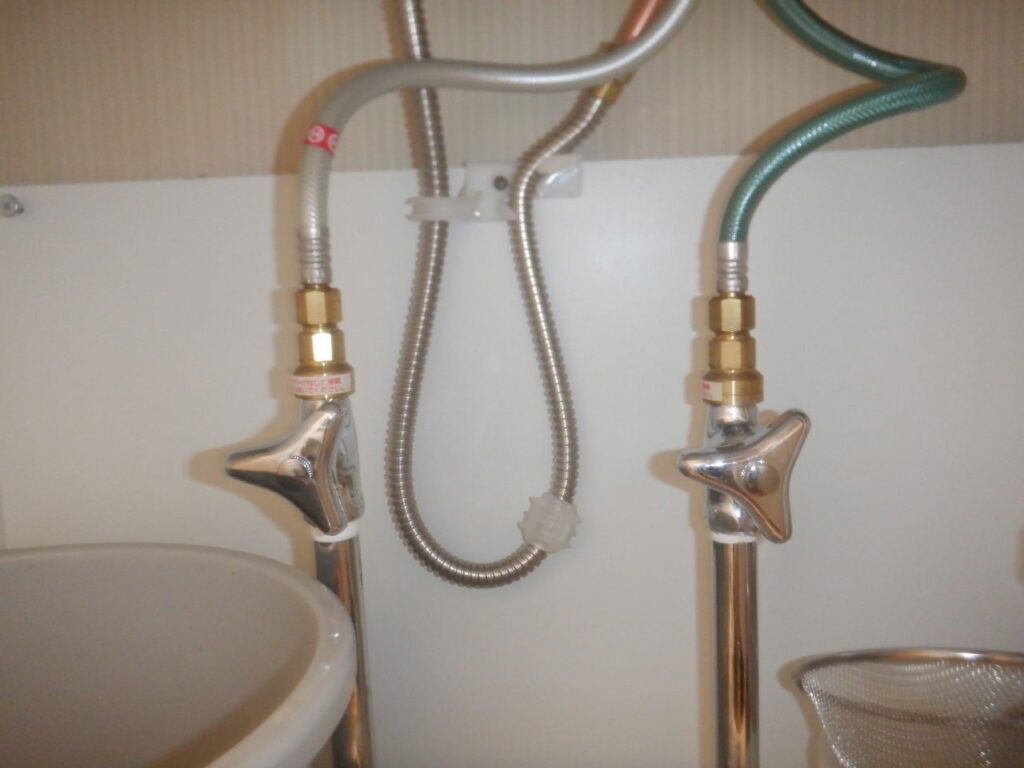 TOTO　洗面洗髪ｼｬﾜｰ混合水栓　TLS05301J（2020年～）