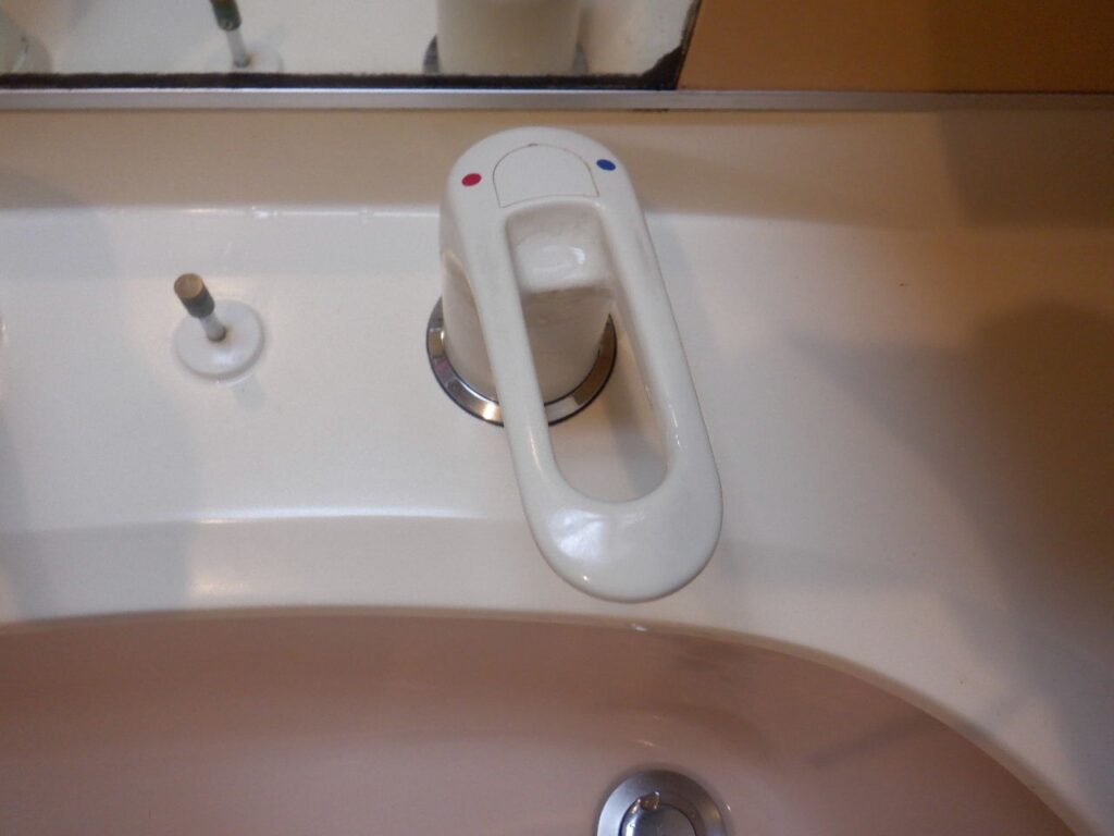 LIXIL(INAX) 洗面台付シングルレバー式洗髪シャワー水栓 SF-60S-MB/N88(2001-2009年)